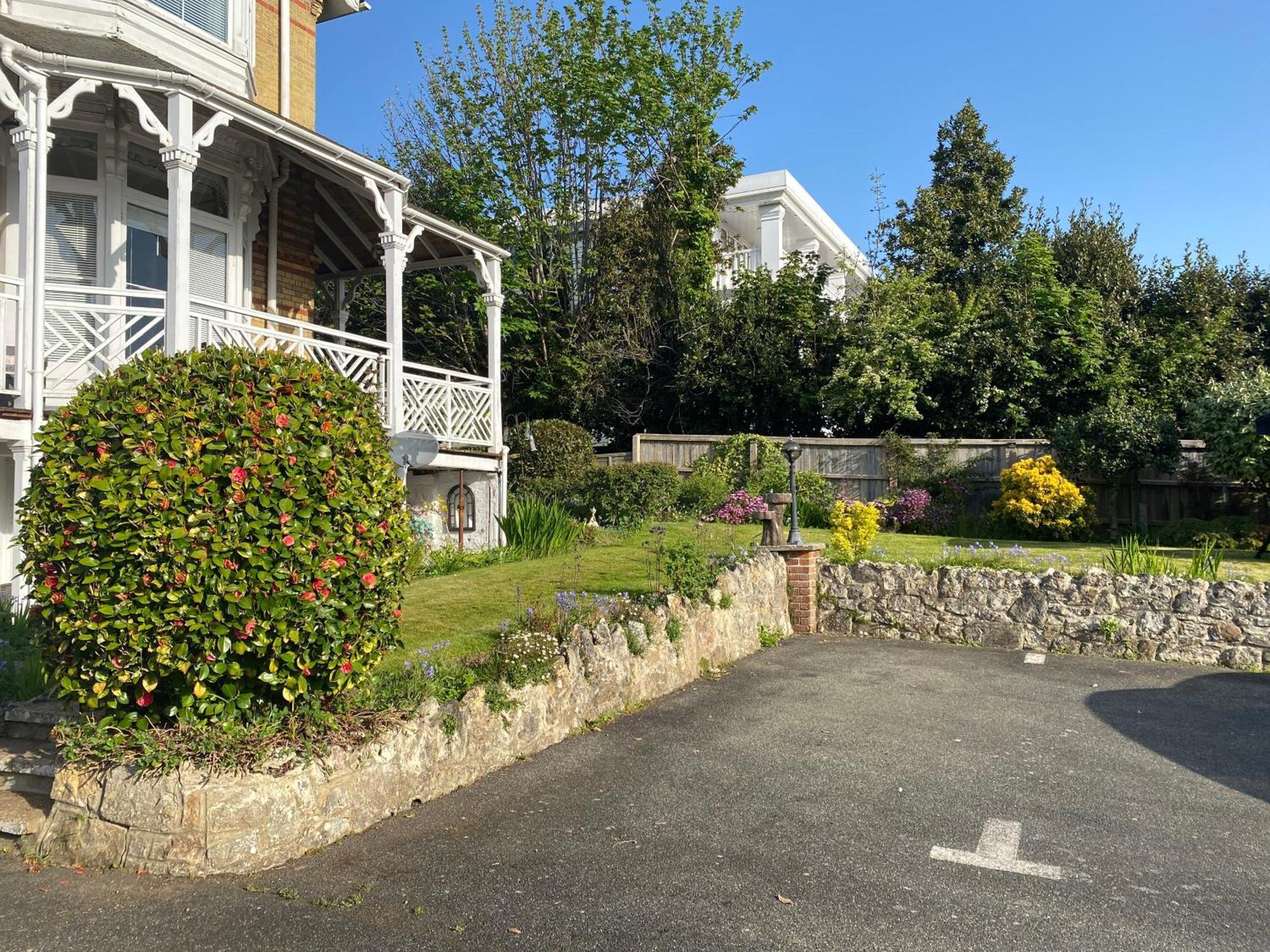 The Belmont Hotel